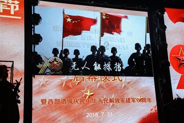 1.活泼的小松鼠常常让我感叹生命的美好与可爱(改成反问句)？游戏画面
